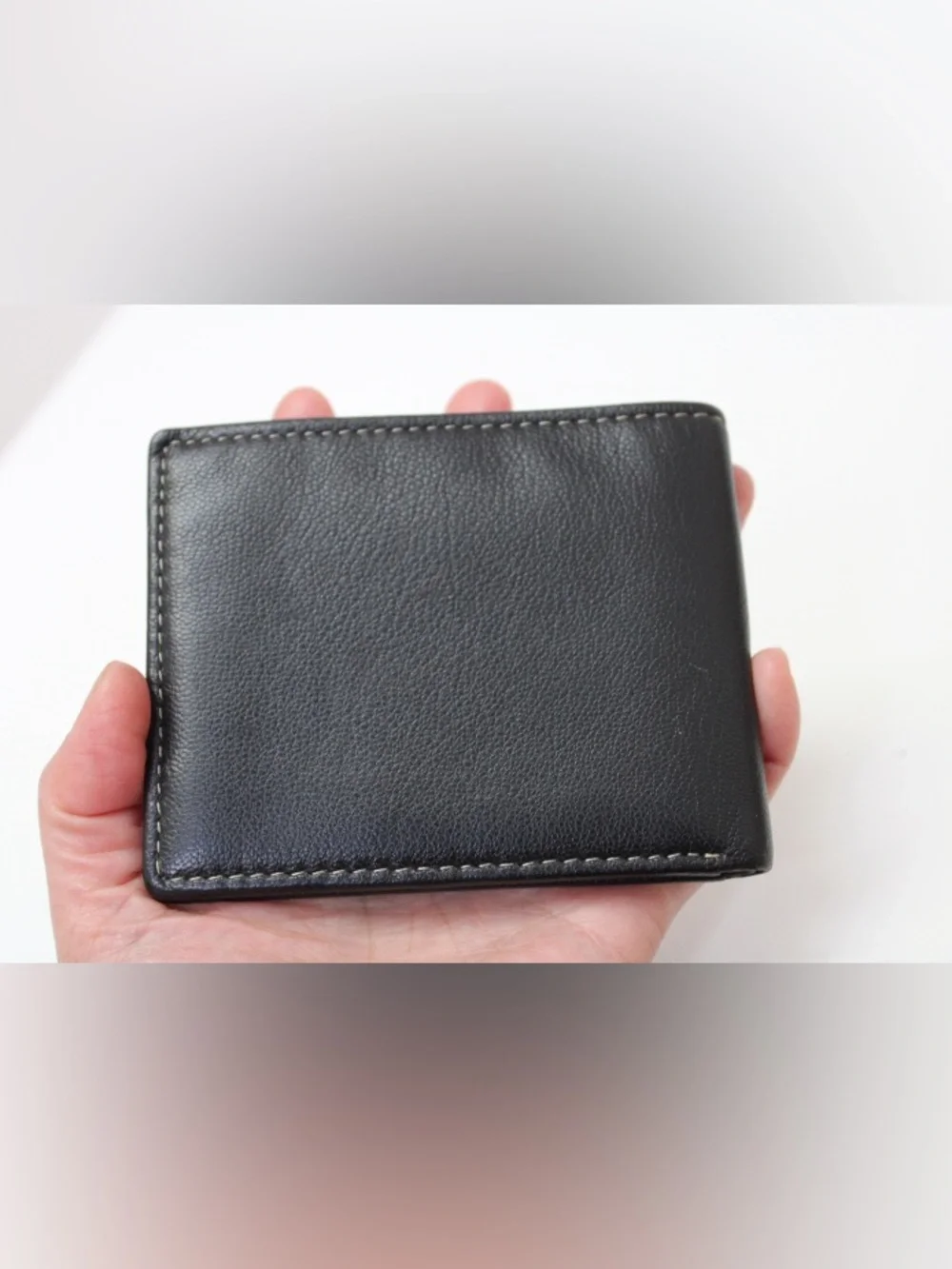 NWOT Timberland bifold wallet